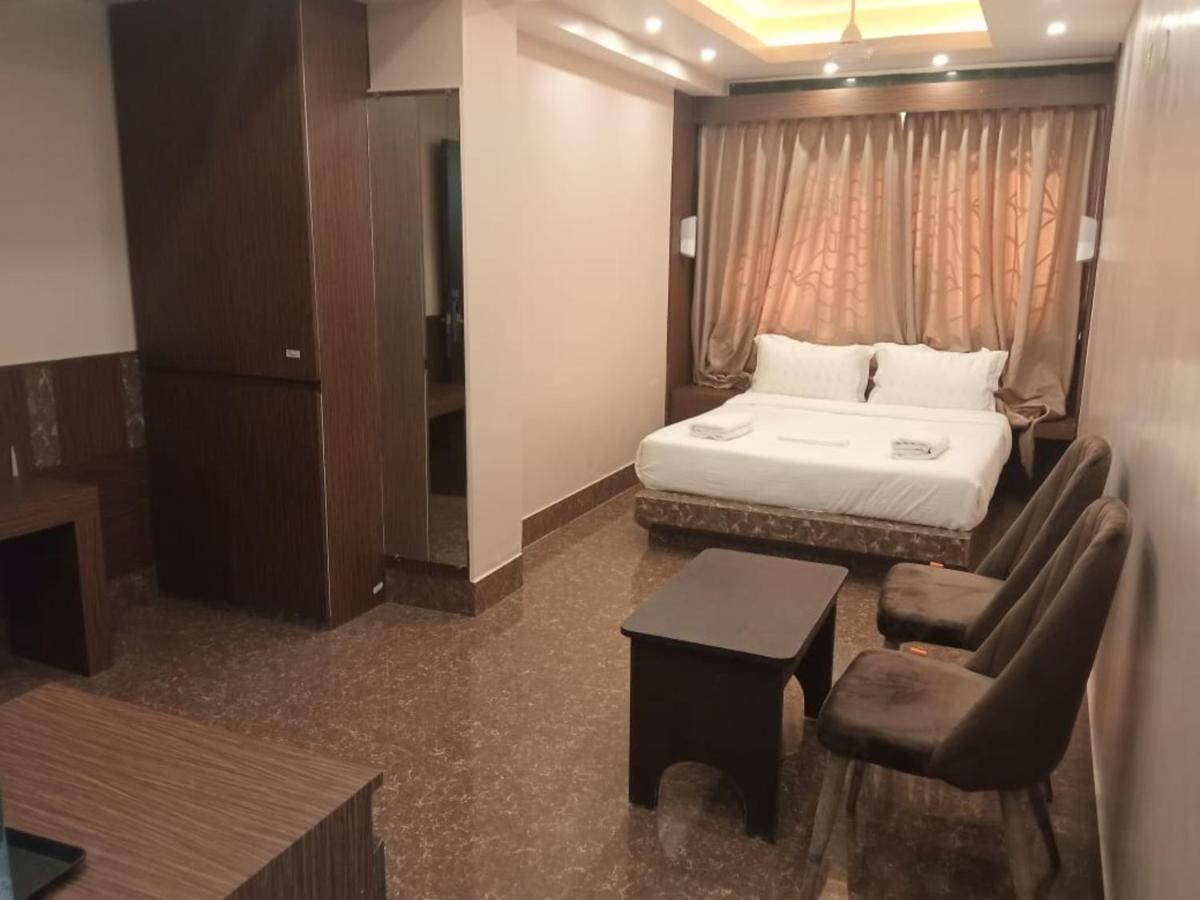 Hotel Subhashree Gangtok Exteriör bild
